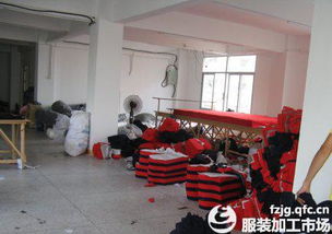 汕头市龙湖区曹小华服装厂 日用百货服装加工的可靠之选